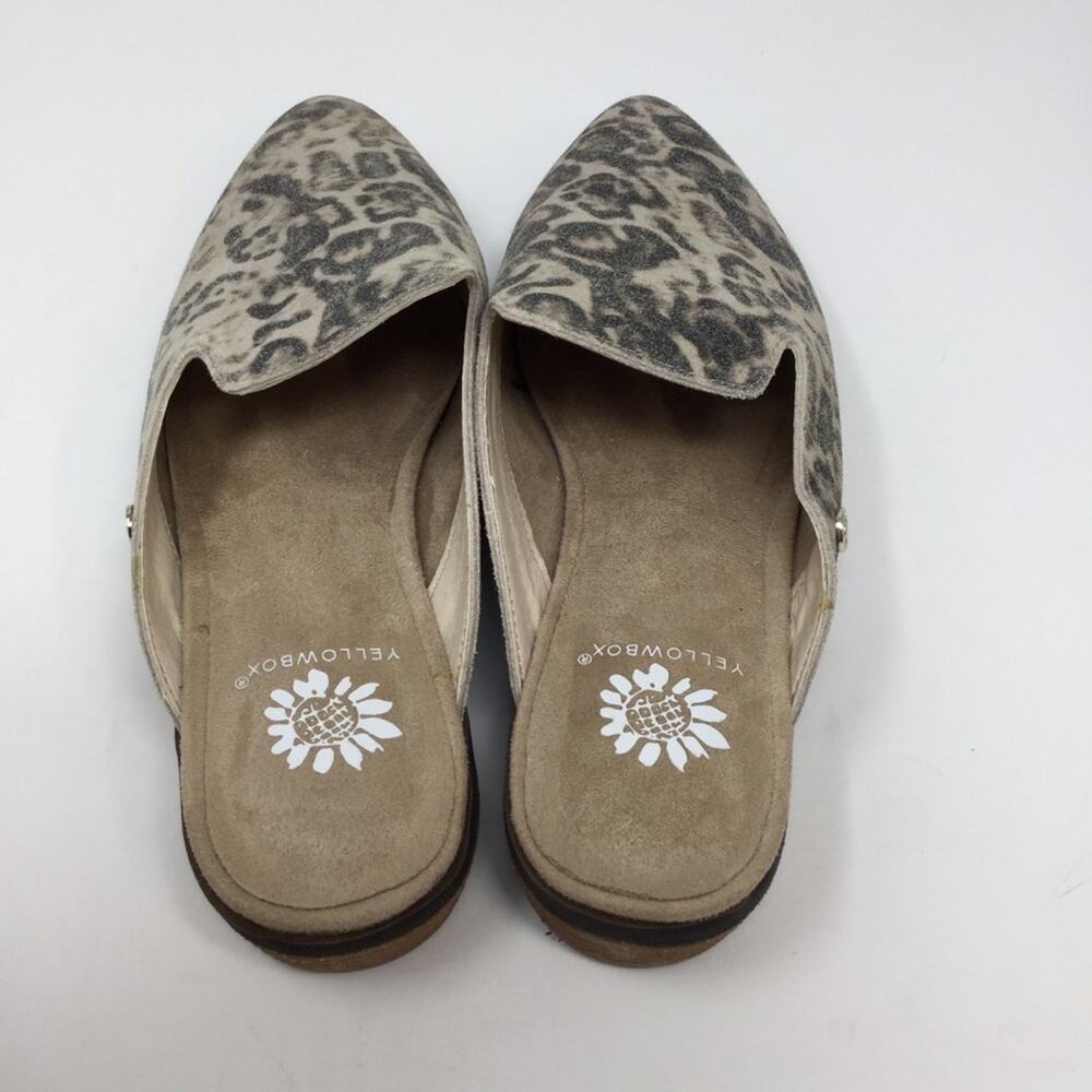 Anthropologie Yellow Box Printed Loafers, size 6 - Picture 5 of 7